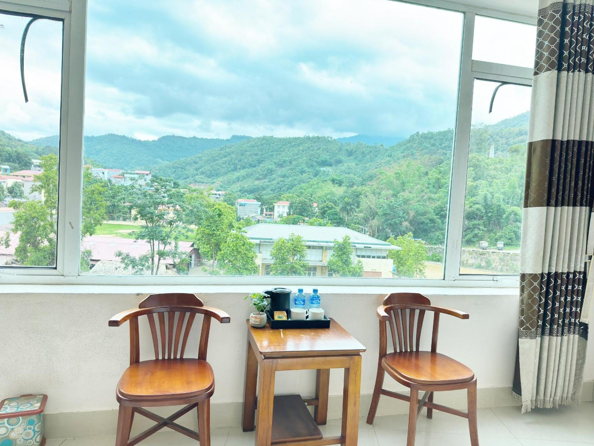 Quy Anh Hotel Bao Lac Town Ngoại thất bức ảnh