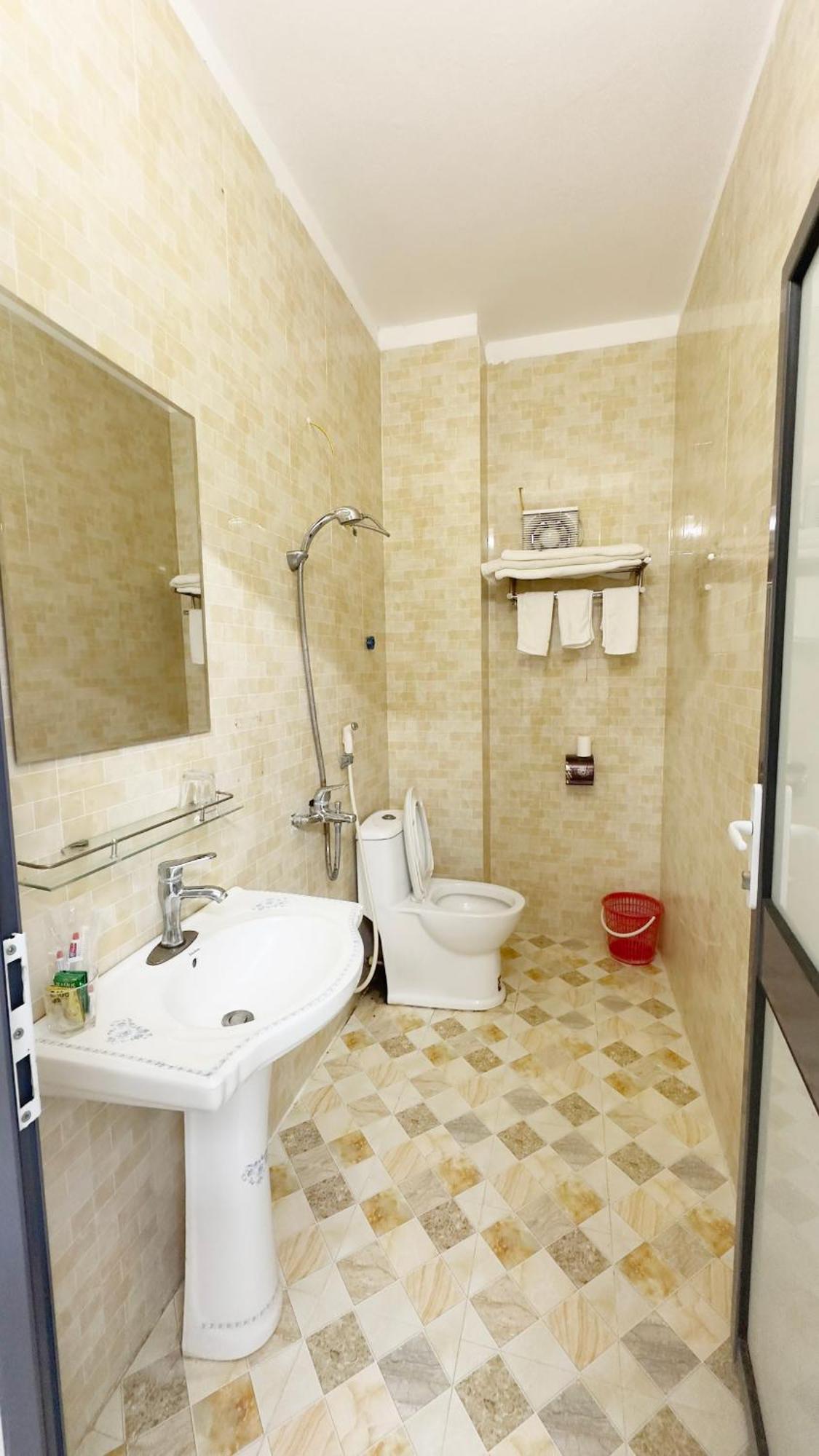 Quy Anh Hotel Bao Lac Town Ngoại thất bức ảnh
